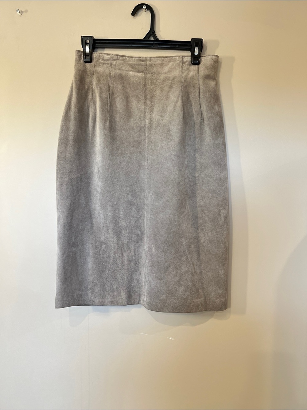 Minimalist Light Gray Suede Pencil Skirt